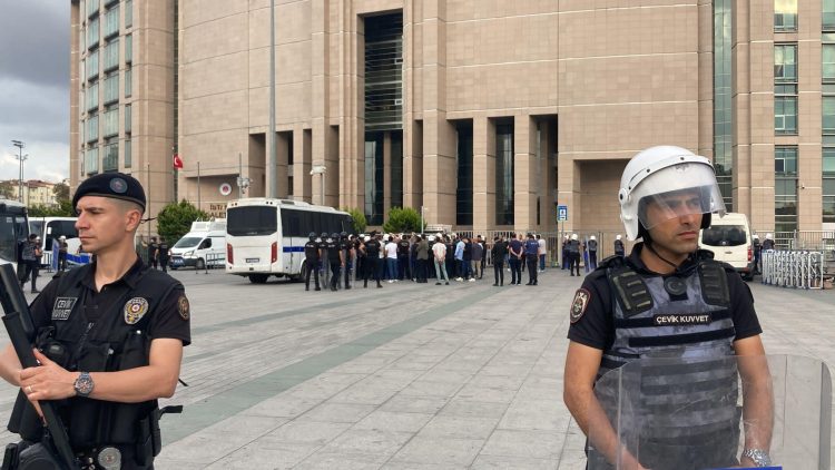 Baskılar, Tutuklamalar Son Bulsun!